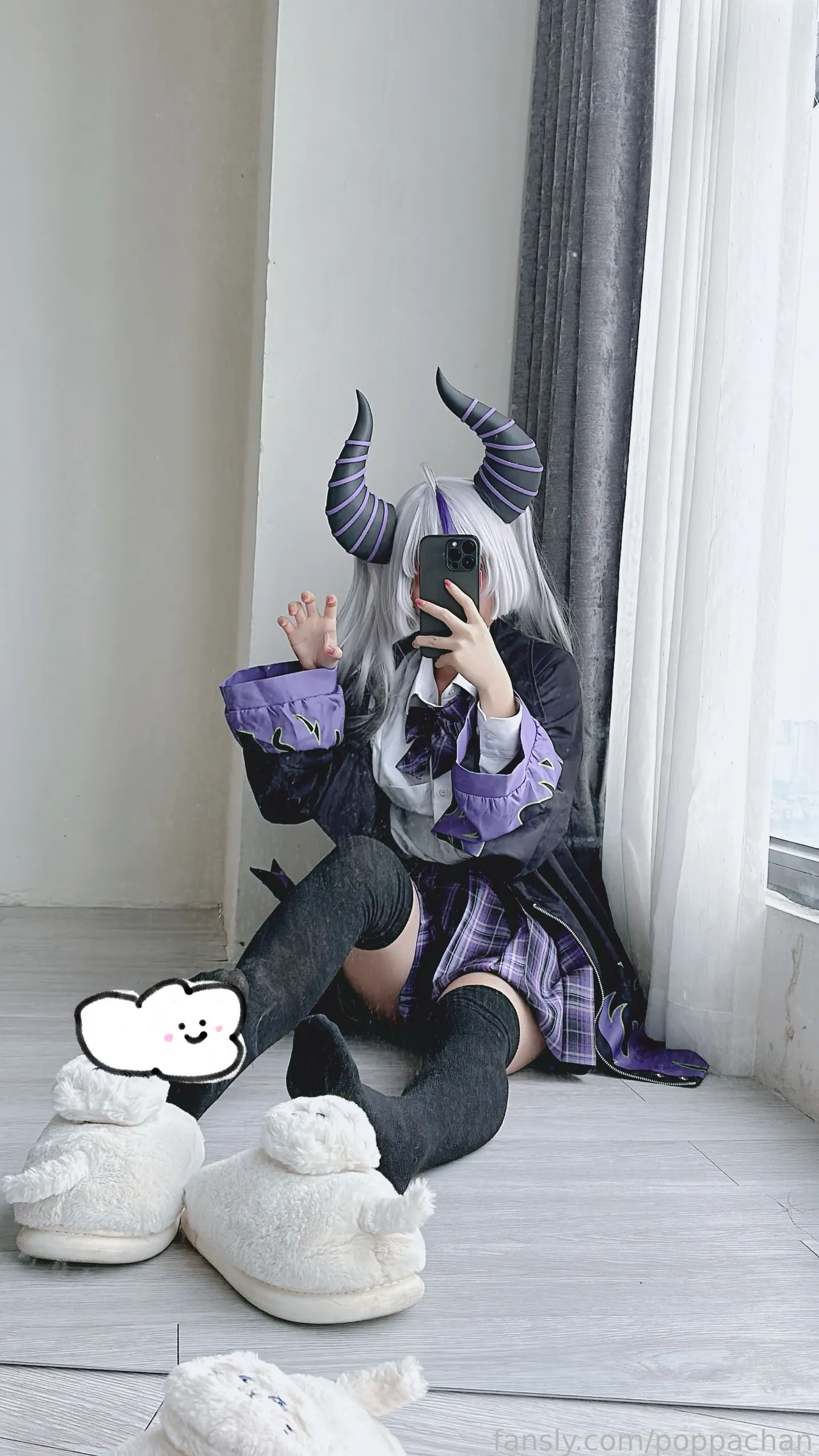 PoppaChan - Laplus-erohere1.webp